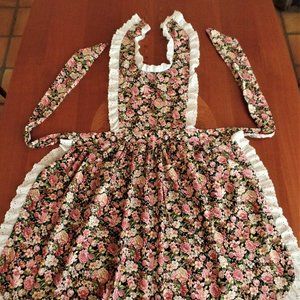 EUC- CUSTOM MADE, VINTAGE LOOK HOSTESS APRON